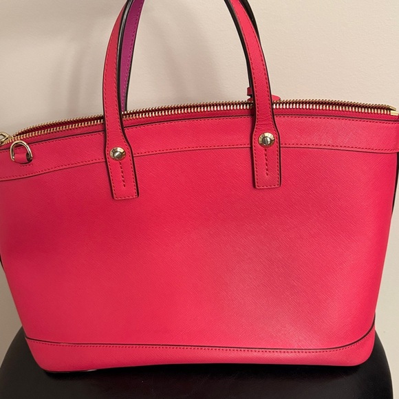 Henri Bendel Bag with Strap - Picture 6 of 12